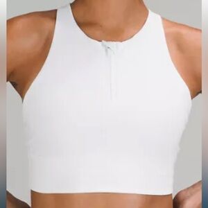 Energy High-Neck Long-Line Zip-Front Bra
Medium Support, B–C cups size 10 EUC